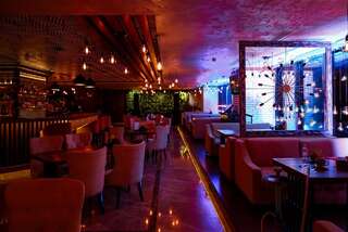 Отель Shera Inn Hotel Алматы Стандартный номер с кроватью размера "king-size"-8