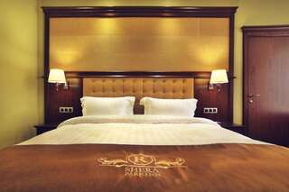 Отель Shera Inn Hotel Алматы Стандартный номер с кроватью размера "king-size"-17