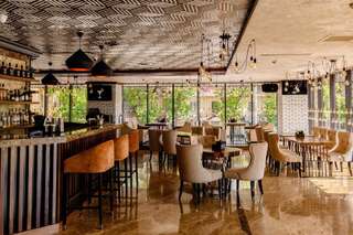 Отель Shera Inn Hotel Алматы Стандартный номер с кроватью размера "king-size"-24